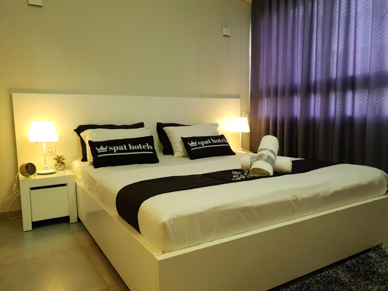 Spat Hotel Aszdod Zewnętrze zdjęcie