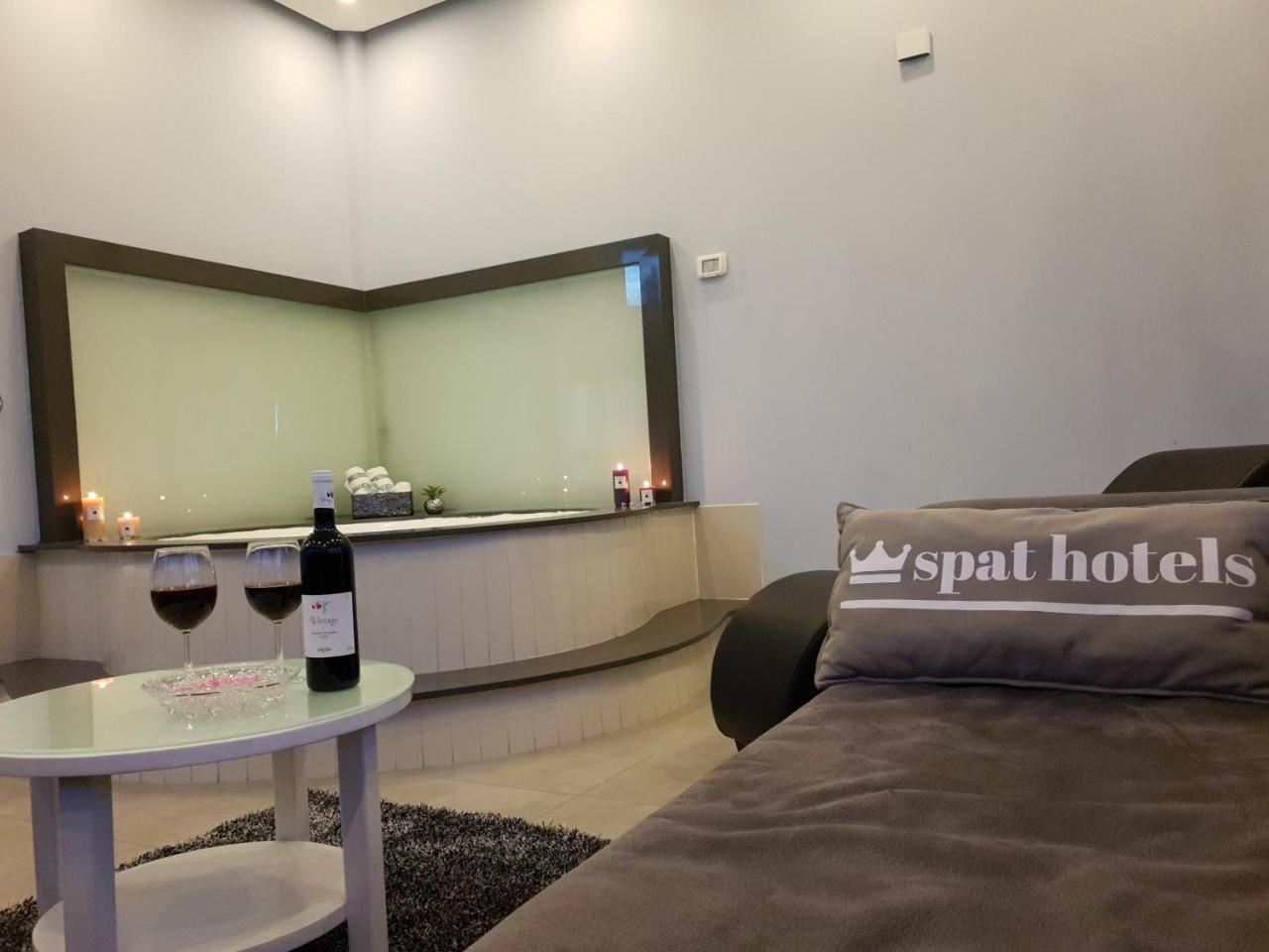 Spat Hotel Aszdod Zewnętrze zdjęcie